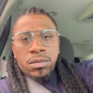 Meet your Posher, Johnny